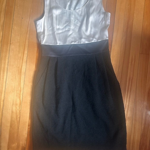 DKNY Colorblock Dress - Size 8 - Picture 3 of 3